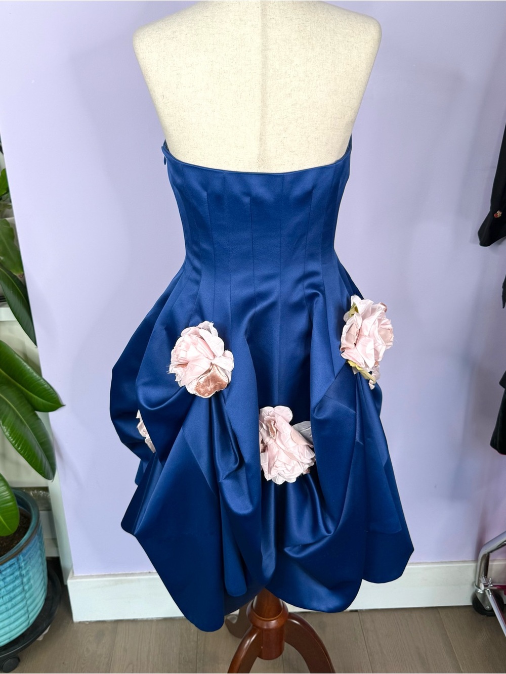 *RARE* Betsey Johnson Vintage Blue Satin Strapless Evening Gown w Pink Roses - Picture 3 of 5
